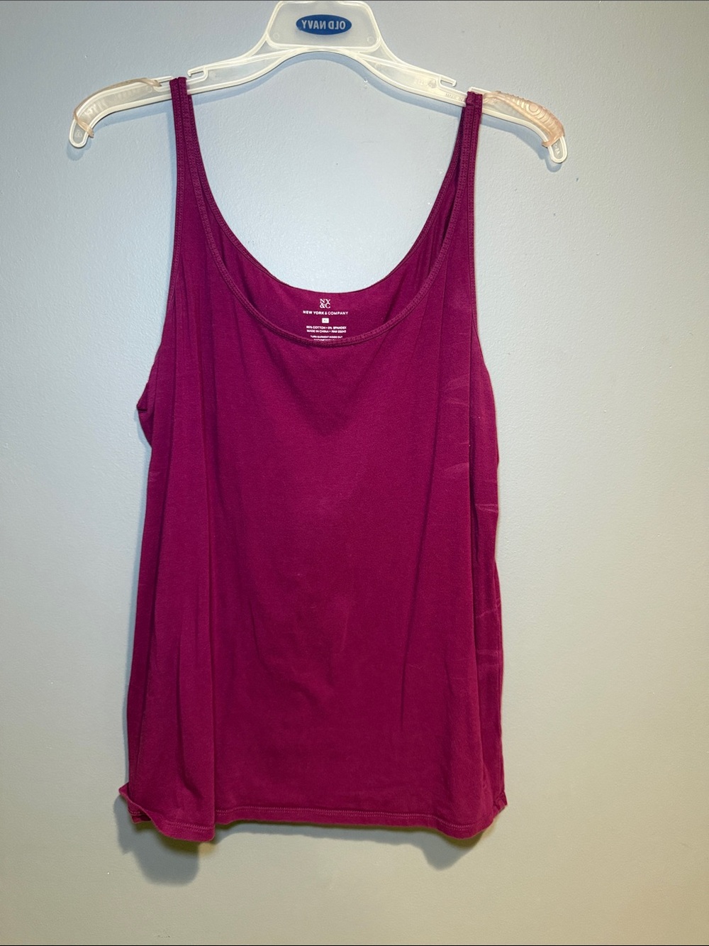 New York & Company Women's Magenta Scoop Neck Tank Top